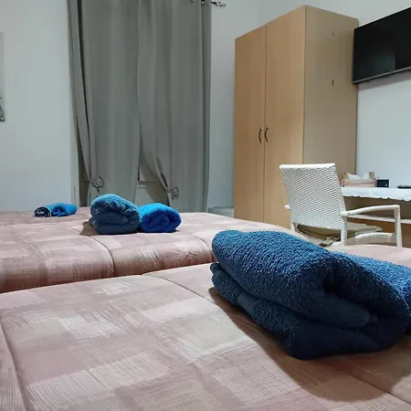 招待所 Ciccio 塔兰托